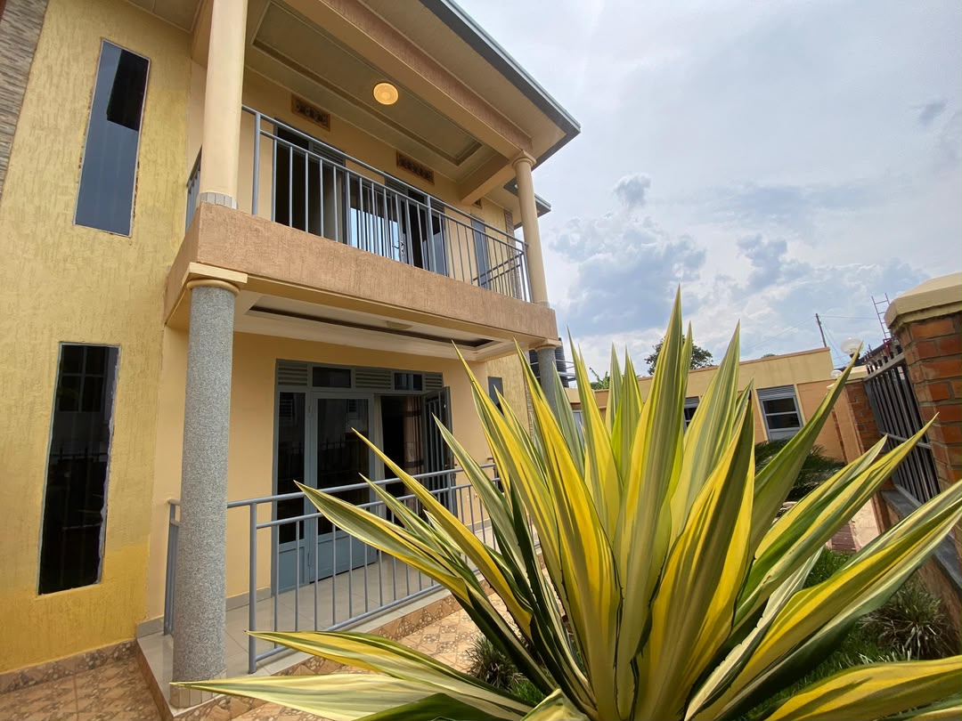 Emerald Villa